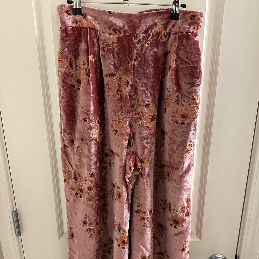 Anthropologie Pink Floral Velvet Pants